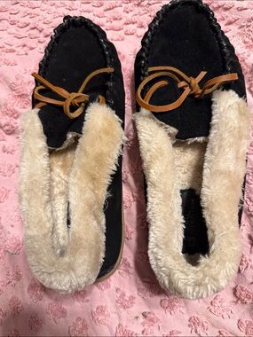 White Mountain Black Suede Moccasins with Cream Faux Fur and Tan Laces